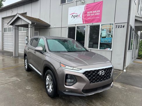 Used 2019 Hyundai Santa Fe SEL FWD image 1