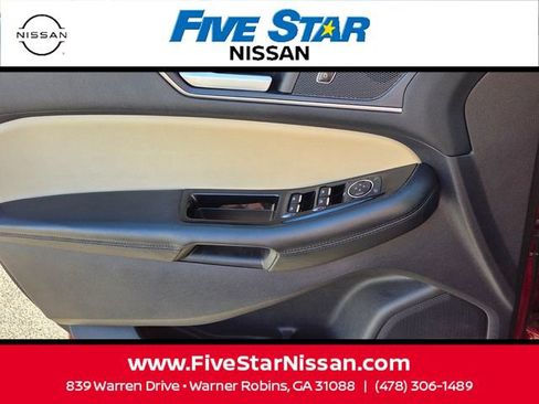 Used 2020 Ford Edge SEL FWD image 30