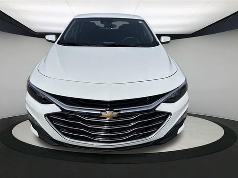 Used 2025 Chevrolet Malibu LT image 13