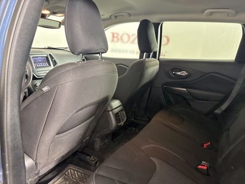 Used 2021 Jeep Cherokee Latitude image 14