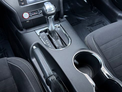 Used 2017 Ford Mustang Coupe RWD image 42