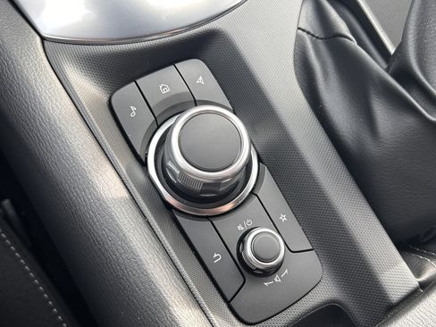 Certified 2025 MAZDA MX-5 Miata Sport image 18