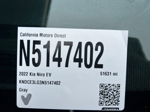 Used 2022 Kia Niro EX Premium FWD image 22