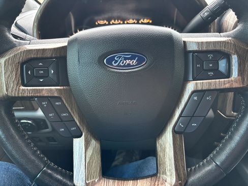 Used 2019 Ford F150 XLT w/ Equipment Group 302A Luxury RWD image 35