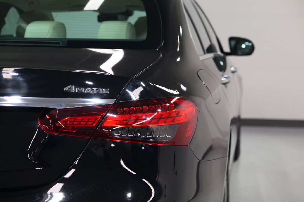 Certified 2021 Mercedes-Benz E 350 4MATIC Sedan image 17
