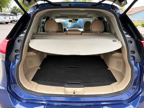 Used 2017 Nissan Rogue SL w/ SL Premium Package image 6