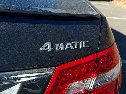 Used 2012 Mercedes-Benz E 350 4MATIC Sedan image 12