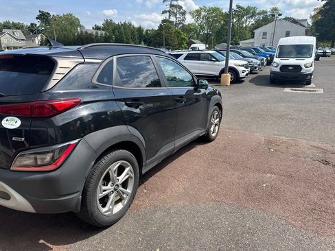Used 2022 Hyundai Kona SEL w/ Convenience Package AWD/4WD image 4