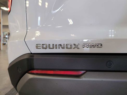 Used 2025 Chevrolet Equinox LT w/ Safety and Technology Package image 31