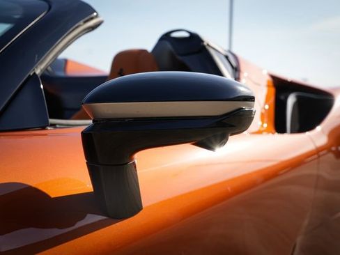 Used 2023 Ferrari SF90 Spider image 26