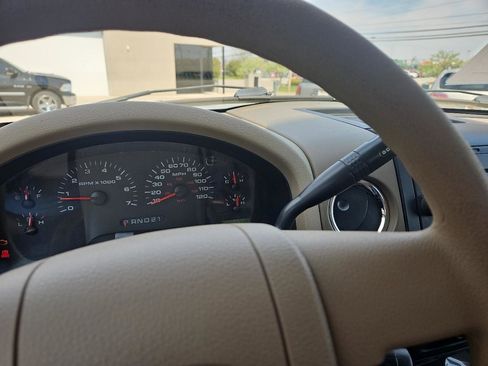 Used 2004 Ford F150 Lariat image 14