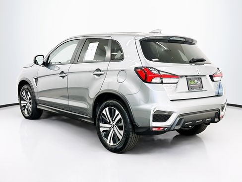Used 2025 Mitsubishi Outlander Sport SE image 5