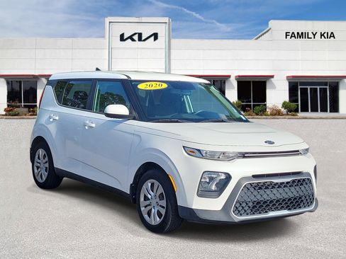 Used 2020 Kia Soul LX FWD image 1