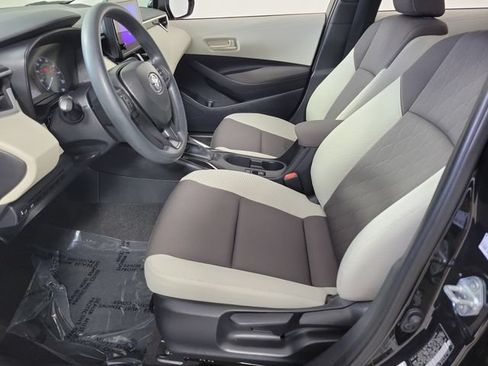 Used 2024 Toyota Corolla LE FWD image 19