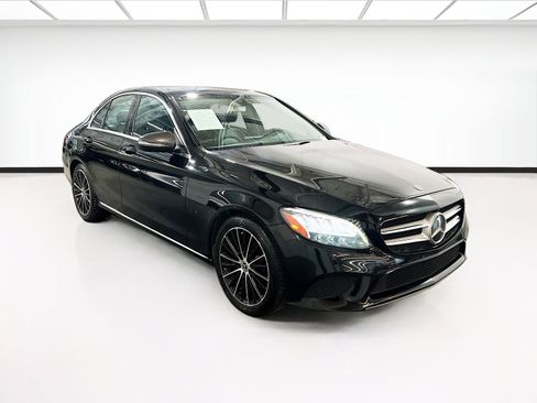 Used 2019 Mercedes-Benz C 300 Sedan image 3
