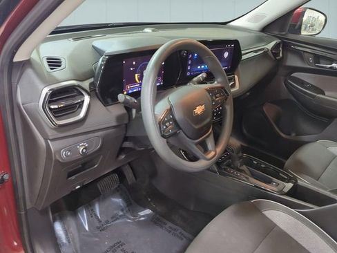 Used 2025 Chevrolet TrailBlazer LT image 10