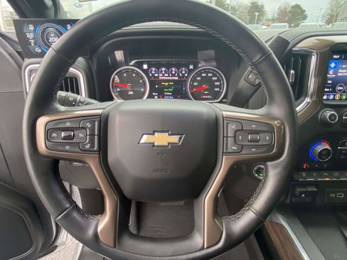 Used 2023 Chevrolet Silverado 2500 High Country w/ Z71 Off-Road Package image 21