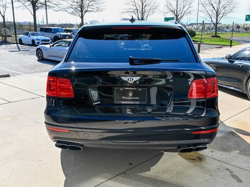 Used 2019 Bentley Bentayga AWD/4WD image 6