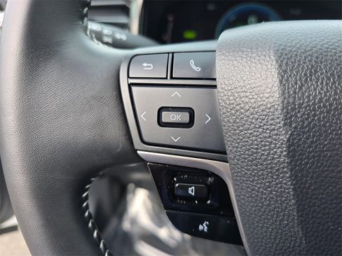 Certified 2025 Toyota Camry SE image 29