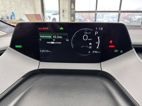 Certified 2024 Toyota Prius XLE image 17