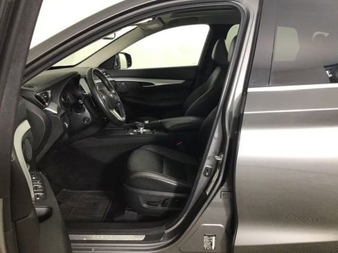 Used 2021 INFINITI QX50 Essential w/ Convenience Package image 9