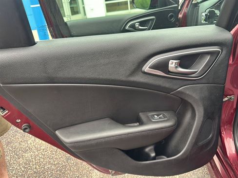 Used 2015 Chrysler 200 C w/ Navigation & Sound Group I FWD image 14