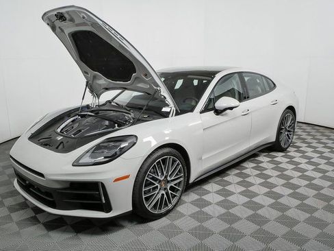 New 2026 Porsche Panamera RWD image 33