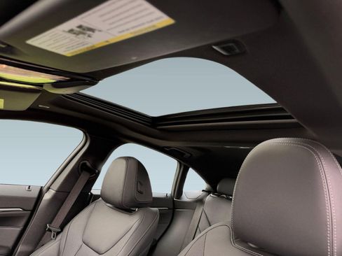 Used 2024 BMW i4 eDrive35 w/ Convenience Package image 15