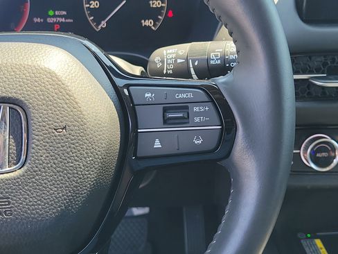 Used 2024 Honda HR-V EX-L image 22