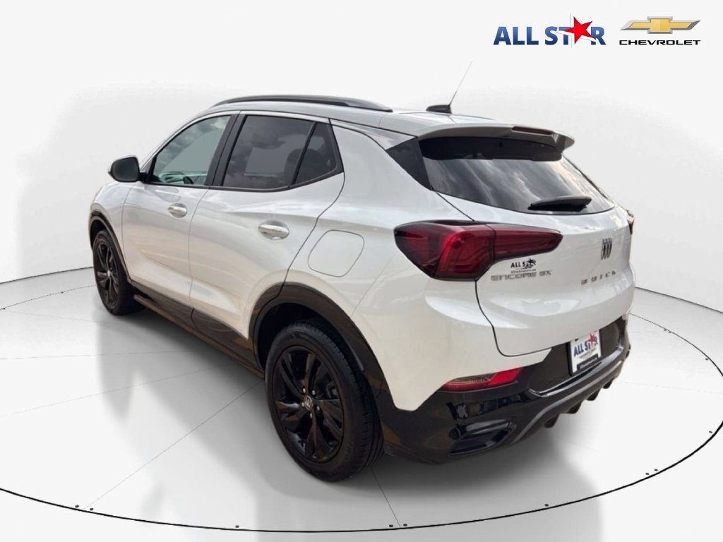 Used 2024 Buick Encore GX Sport Touring FWD image 8
