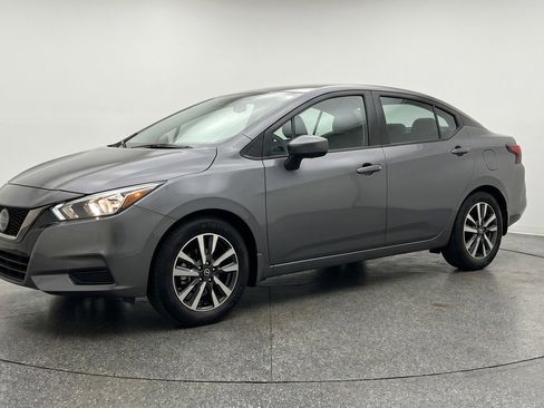 Used 2025 Nissan Versa SV FWD image 3