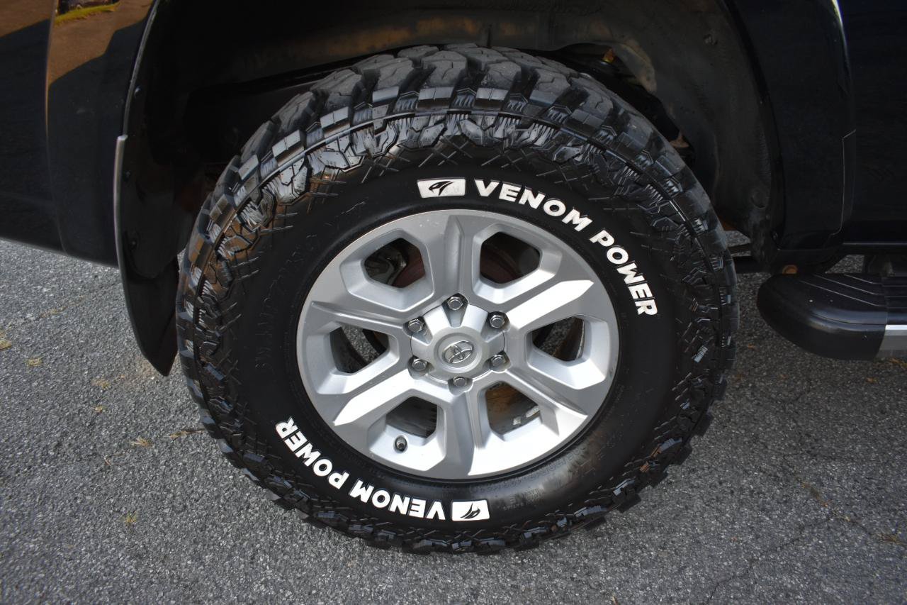 Used 2017 Toyota 4Runner SR5 RWD image 35