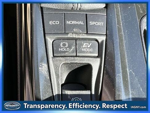 Used 2025 Toyota Camry LE image 26