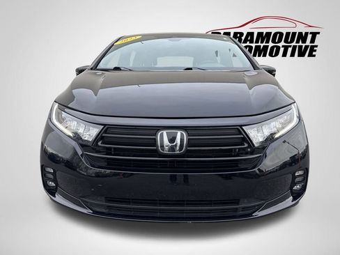 Used 2023 Honda Odyssey Sport image 2