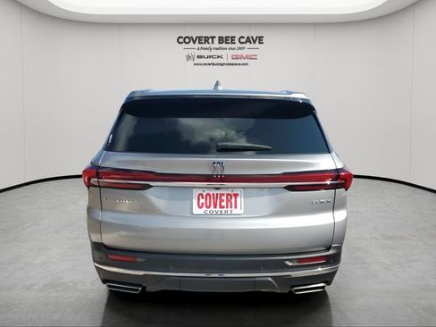 Certified 2025 Buick Enclave Preferred image 8