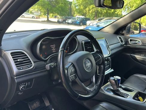 Used 2020 Jeep Grand Cherokee Limited w/ Luxury Group II image 14