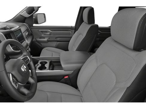 Used 2022 RAM 1500 Big Horn AWD/4WD image 6