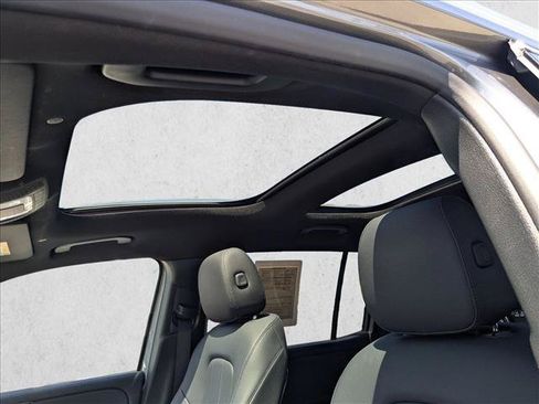 Certified 2023 Mercedes-Benz GLB 250 4MATIC image 15