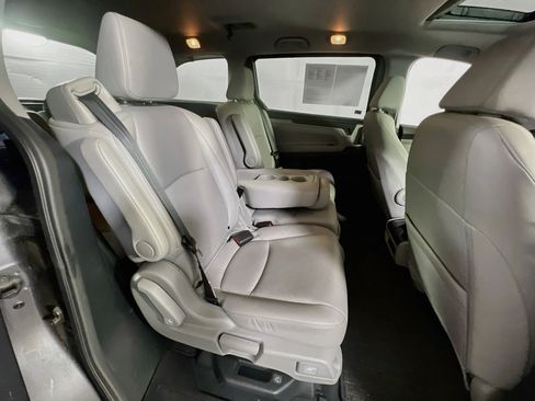 Used 2023 Honda Odyssey EX-L image 28