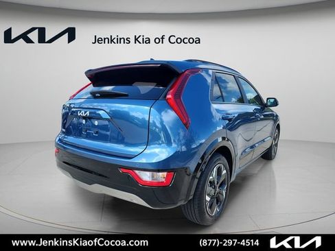 Certified 2026 Kia Niro Wind FWD image 5