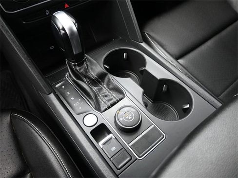 Used 2021 Volkswagen Atlas SE image 31