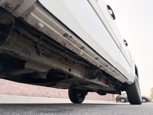 Used 2010 Chevrolet Silverado 1500 4x4 Crew Cab Hybrid image 22