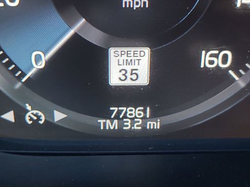 Used 2019 Volvo XC60 T5 R-Design w/ Protection Package Premier image 28