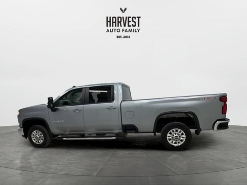 Used 2025 Chevrolet Silverado 2500 LT w/ Convenience Package AWD/4WD image 3