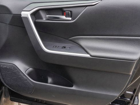 New 2025 Toyota RAV4 XLE image 26