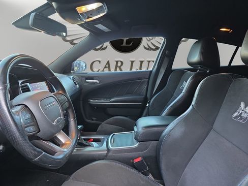 Used 2021 Dodge Charger Scat Pack image 9