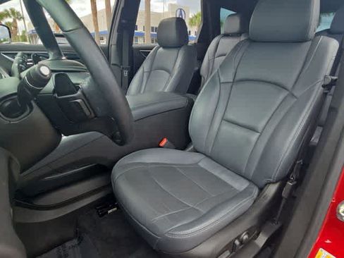 Used 2022 Buick Enclave Essence w/ Sport Touring Edition AWD/4WD image 19