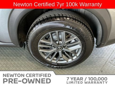 Used 2021 Nissan Rogue S FWD image 39