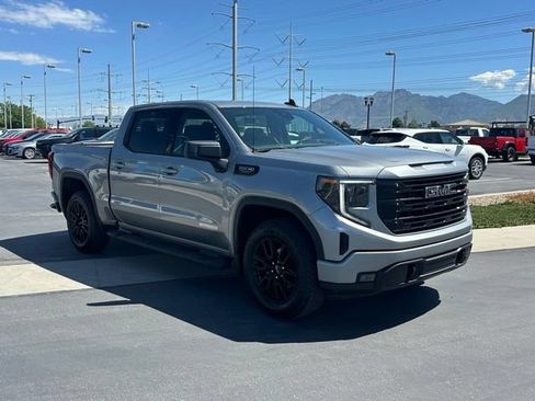 Used 2024 GMC Sierra 1500 Elevation w/ LPO, Elevation Black Package AWD/4WD image 27