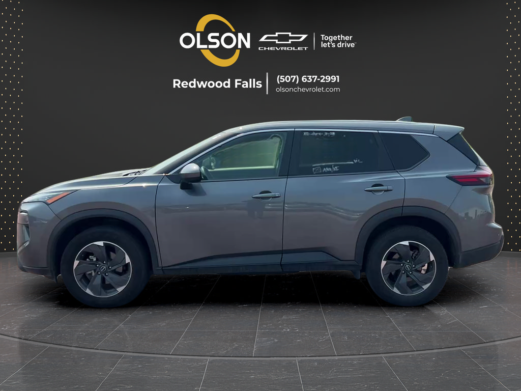 Used 2025 Nissan Rogue SV AWD/4WD image 2